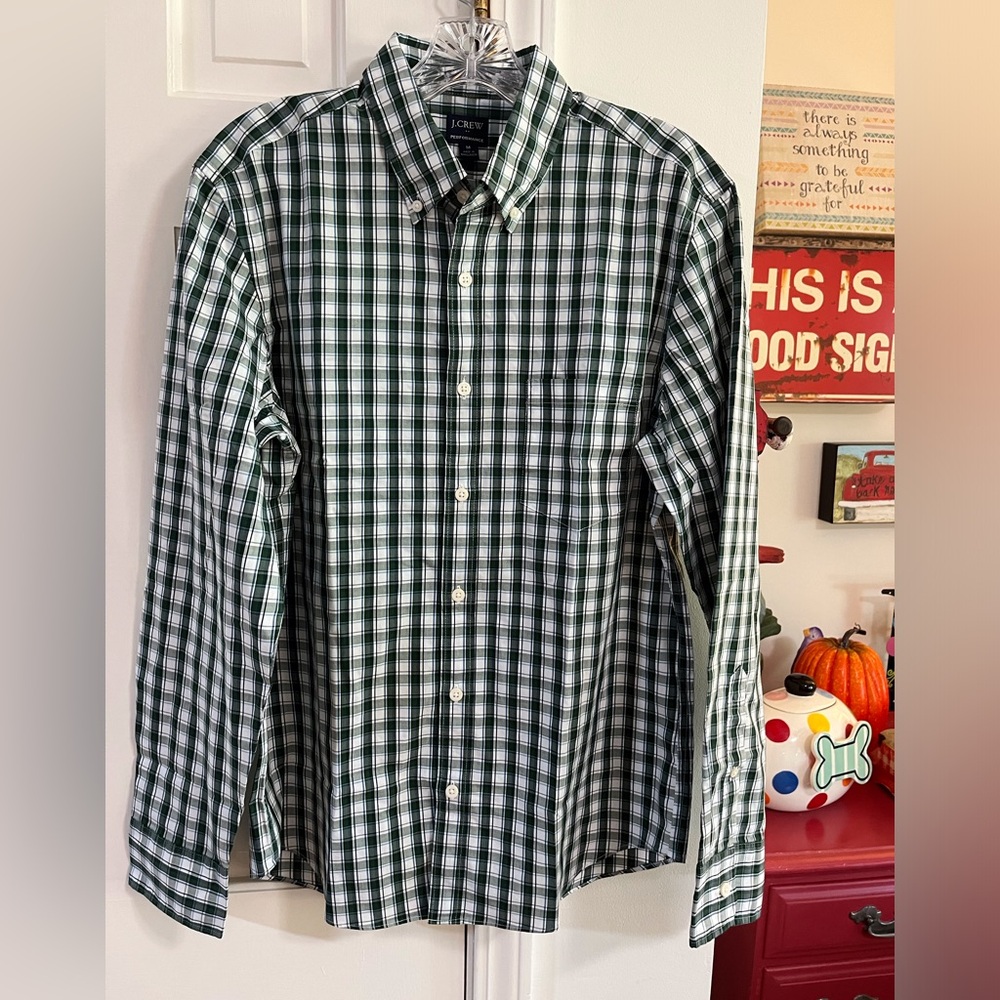 J. Crew Mens Long Sleeve Shirt. Size M